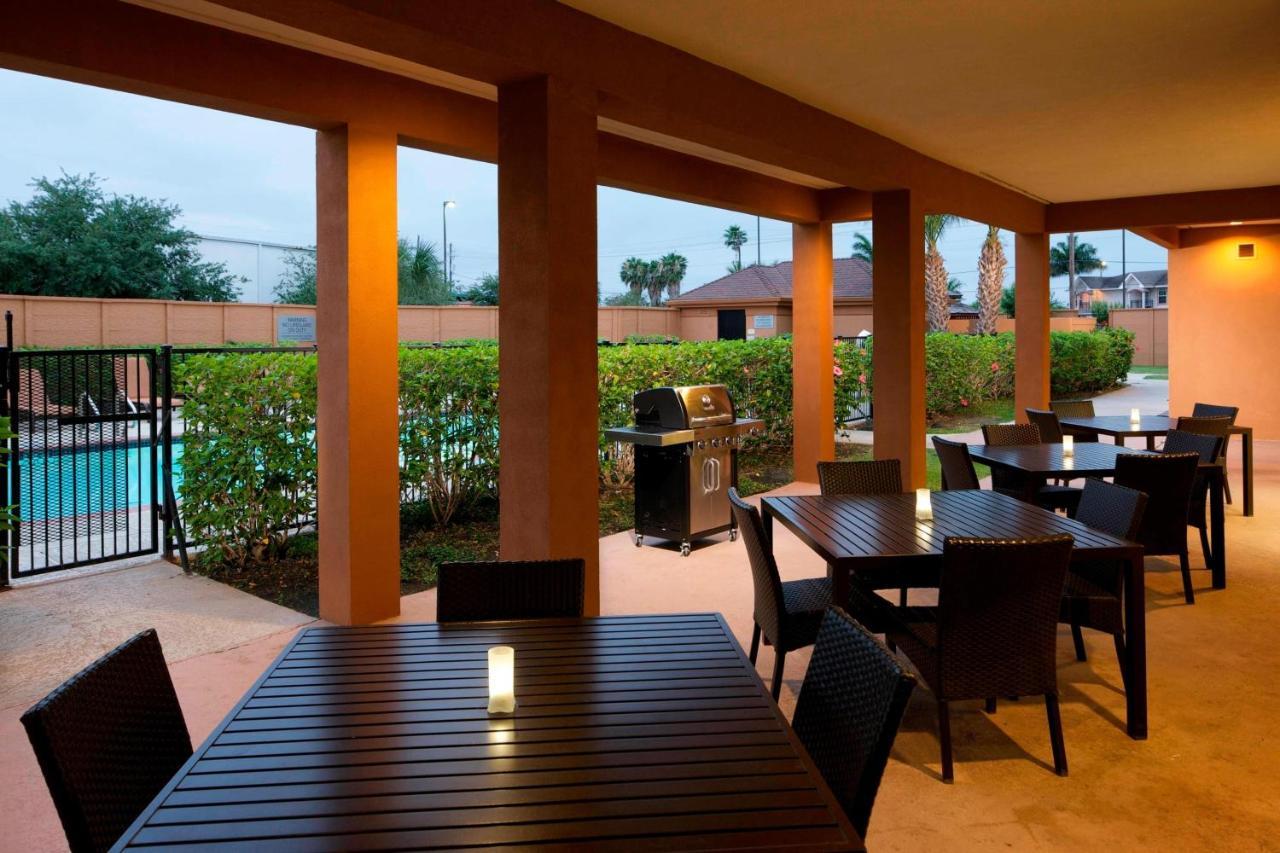 Courtyard By Marriott Brownsville Exterior photo